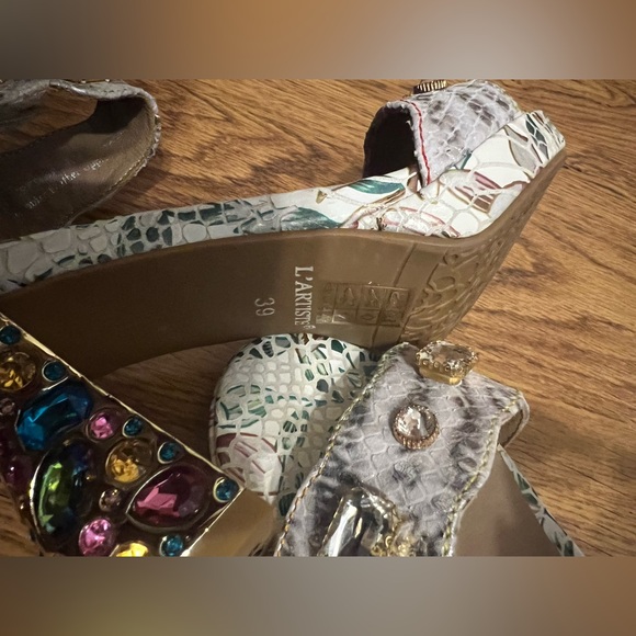 L'Artiste Jewel Strap Sandal Crystals Elegant Multicolor Embellished Heels 39/9 - Picture 8 of 8
